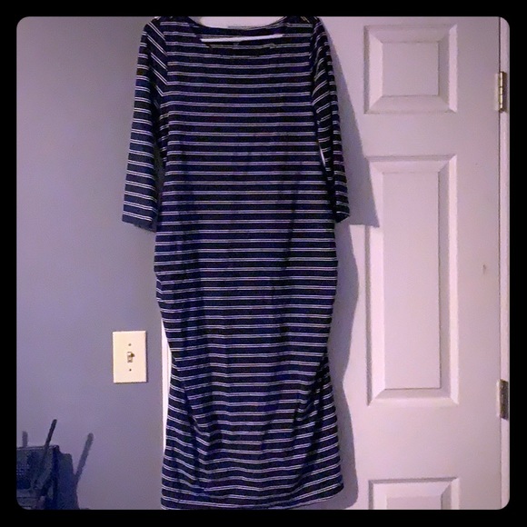Dresses & Skirts - Old Navy L Maternity Dress